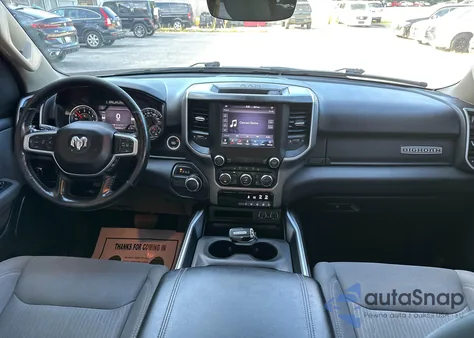 2020 Ram 1500 Big Horn/Lone Star из США, поврежденный, VIN 1C6RREBT5LN256067